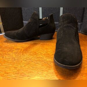 TOP Moda Black Ankle Boots for Chic Style